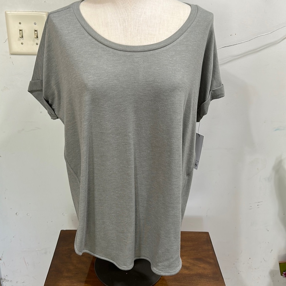 Sonoma Short Sleeve, high low hem